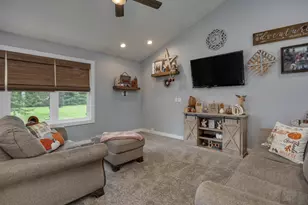 N9540 Carla Dr, Belleville, WI 53508 - Photo 5