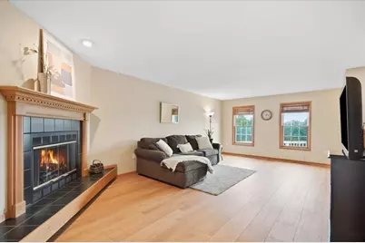 3222 Dorchester Way, Madison, WI 53719 - Photo 3