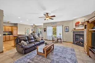 875 Merri-Hill Dr, Oregon, WI 53575 - Photo 9