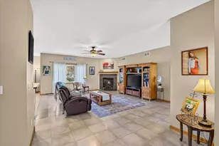 875 Merri-Hill Dr, Oregon, WI 53575 - Photo 5