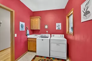 875 Merri-Hill Dr, Oregon, WI 53575 - Photo 27