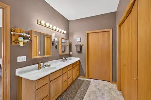 875 Merri-Hill Dr, Oregon, WI 53575 - Photo 25