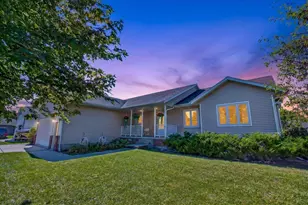 875 Merri-Hill Dr, Oregon, WI 53575 - Photo 3