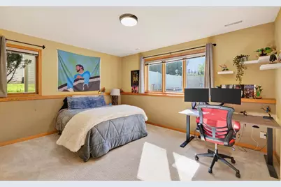 930 Winding Way, Madison, WI 53562 - Photo 37