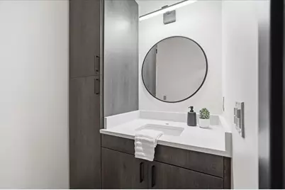 210 S Hamilton Street, Madison, WI 53703 - Photo 13