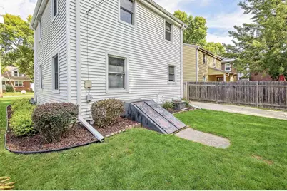 2537 Hoard Street, Madison, WI 53704 - Photo 37
