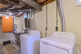 2537 Hoard St, Madison, WI 53704 - Photo 25