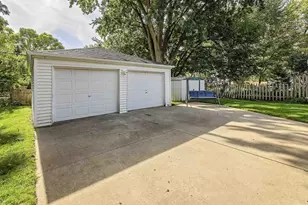 2537 Hoard St, Madison, WI 53704 - Photo 29