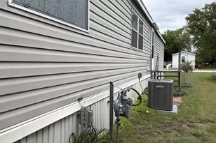 38005 Hwy 18, Prairie Du Chien, WI 53821 - Photo 29