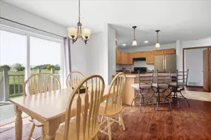 745 Crestview Dr, Reedsburg, WI 53959 - Photo 9