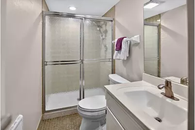 6302 Mineral Point Road #201, Madison, WI 53705 - Photo 37