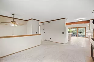 2621 Mission Cir, Madison, WI 53713 - Photo 13