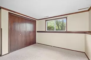 2621 Mission Cir, Madison, WI 53713 - Photo 23