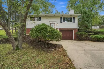 2621 Mission Circle, Madison, WI 53713 - Photo 1