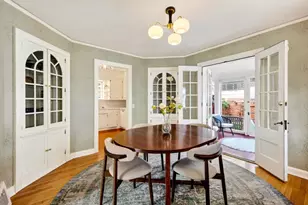 317 N Pinckney St, Madison, WI 53703 - Photo 11