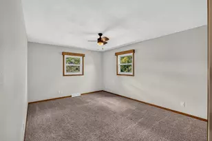 6229 Harvest Ln, DeForest, WI 53532 - Photo 15