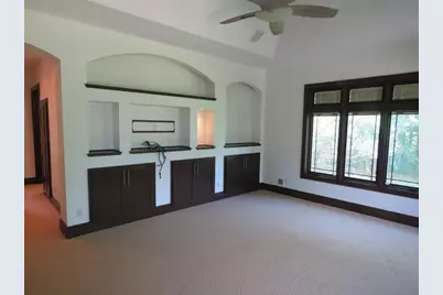 9090 N Range Line Road, River Hills, WI 53217 - Photo 25