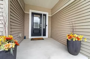 10106 Watts Rd, Madison, WI 53593 - Photo 3