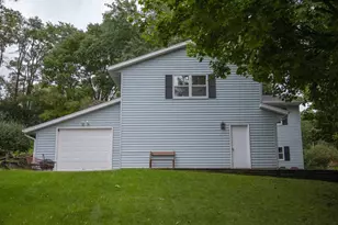 400 Oak Valley Rd, Mount Horeb, WI 53572 - Photo 3