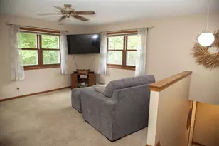 400 Oak Valley Rd, Mount Horeb, WI 53572 - Photo 5