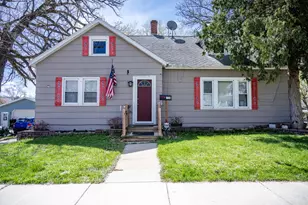 314 W State St, Mauston, WI 53948 - Photo 1