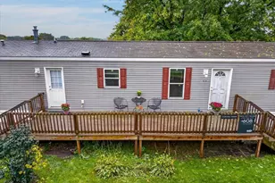 824 Norman Dr, Stoughton, WI 53589 - Photo 7