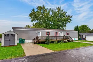 824 Norman Dr, Stoughton, WI 53589 - Photo 35