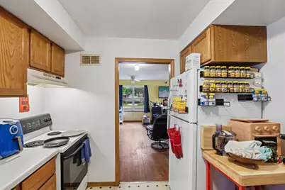 S8007 Maple Park Road, Prairie Du Sac, WI 53578 - Photo 19