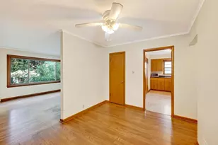 914 High St, Madison, WI 53715 - Photo 9