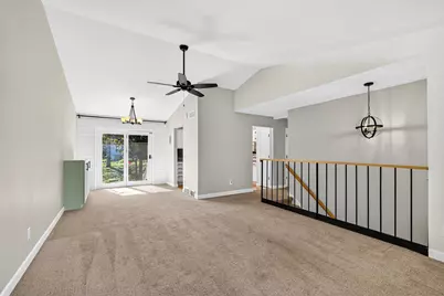 6005 Williamsburg Way, Madison, WI 53719 - Photo 13