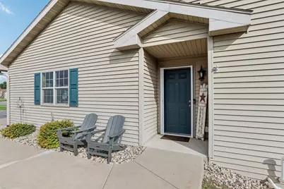 1026 20th Street #4, Prairie Du Sac, WI 53578 - Photo 51