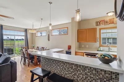 1026 20th Street #4, Prairie Du Sac, WI 53578 - Photo 5
