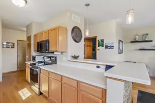 1026 20th St, Prairie Du Sac, WI 53578 - Photo 3