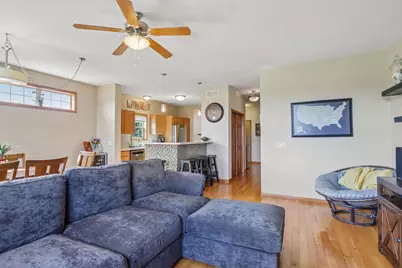 1026 20th Street #4, Prairie Du Sac, WI 53578 - Photo 9