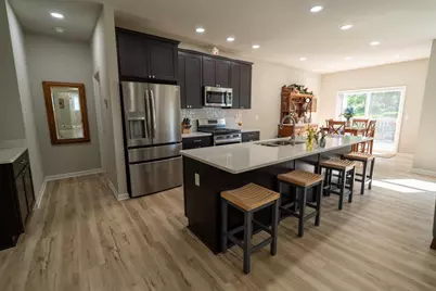 636 Greenway Point Drive, Janesville, WI 53548 - Photo 5