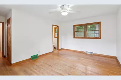 4405 Mineral Point Road, Madison, WI 53705 - Photo 29