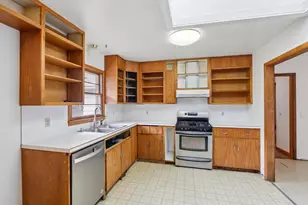 4405 Mineral Point Rd, Madison, WI 53705 - Photo 17
