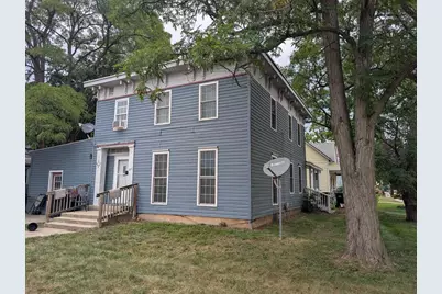 303 St Lawrence Avenue, Beloit, WI 53511 - Photo 9