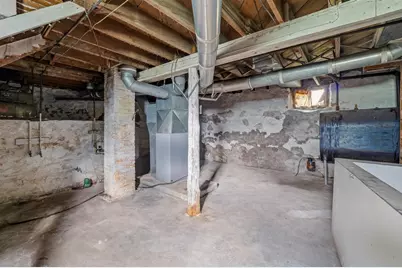 910 S Spring Street, Beaver Dam, WI 53916 - Photo 19