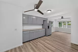 2122 Gilbert Rd, Madison, WI 53711 - Photo 11