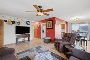 115 Belle Ave, Belleville, WI 53508 - Photo 7