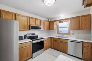 115 Belle Ave, Belleville, WI 53508 - Photo 11