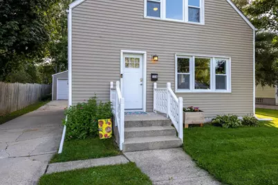 116 N Pine Street, Janesville, WI 53548 - Photo 3