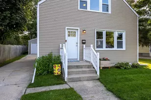 116 N Pine St, Janesville, WI 53548 - Photo 3