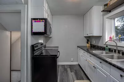116 N Pine Street, Janesville, WI 53548 - Photo 13