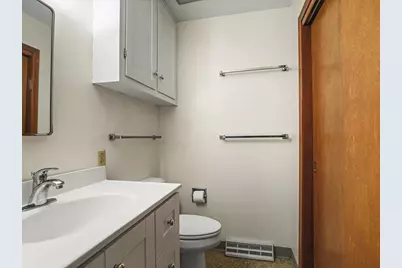 2406 Skyline Drive, Beloit, WI 53511 - Photo 19
