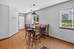 952 Rockefeller Ln, Madison, WI 53704 - Photo 15