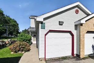 952 Rockefeller Ln, Madison, WI 53704 - Photo 33