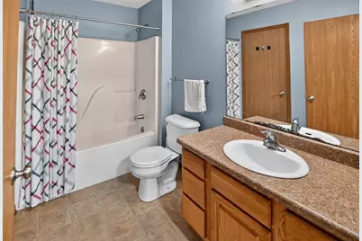 952 Rockefeller Lane, Madison, WI 53704 - Photo 19