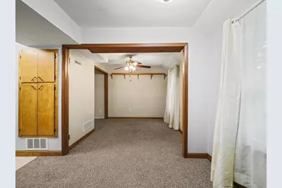 2086 E Gorton Street, Beloit, WI 53511 - Photo 11